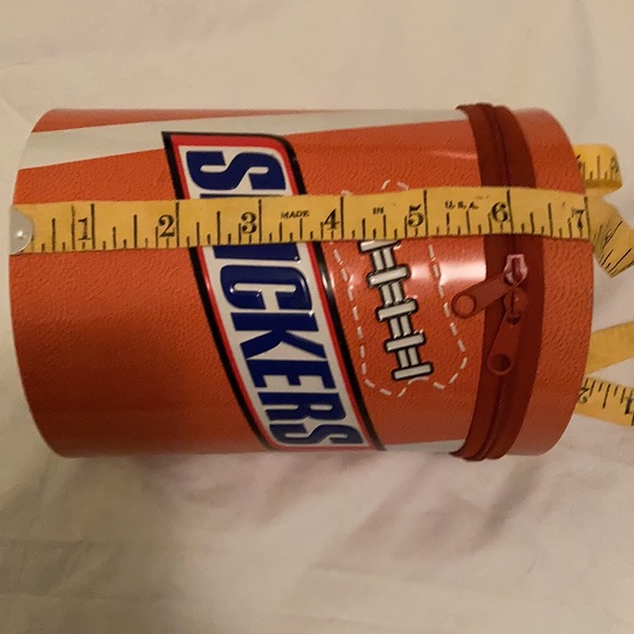 2003 Snickers Football Tin Canister (Empty) With Zippered Lid - Picture 6 of 7